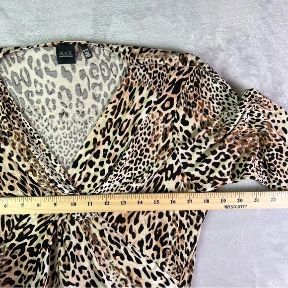 Saks Fifth Avenue Womens Top Cheetah Print Black Label 1/2 Sleeve V Neck Animal - Picture 10 of 14